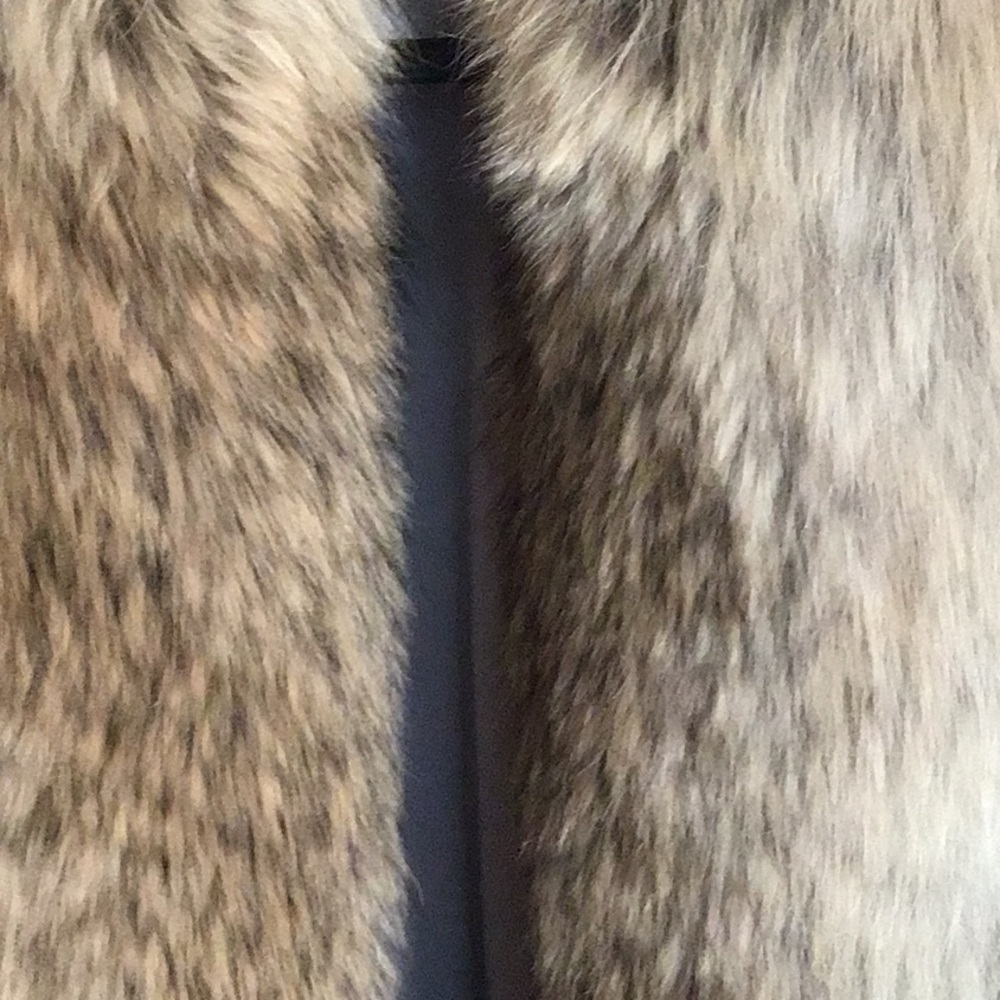 Fur jacket - Picture 4 of 4